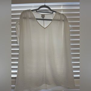 CABI short sleeve gathered shoulder blouse